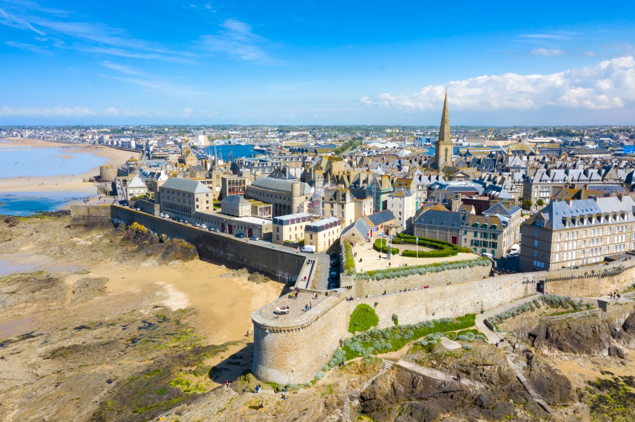 Découvrez Saint Malo avec l’Hôtel l’Univers, fraichement rénové